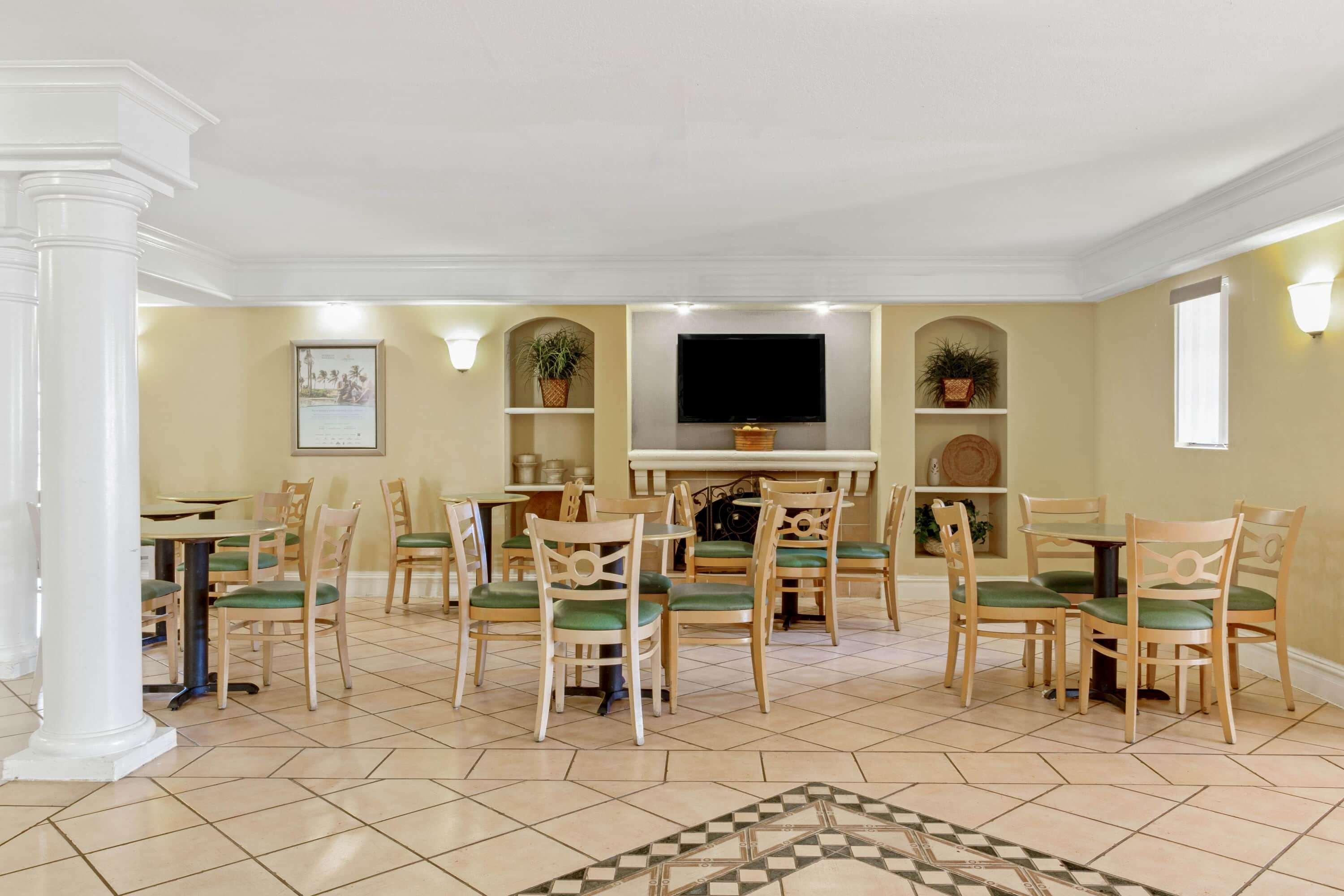 La Quinta Inn By Wyndham Tampa Bay Pinellas Park Clearwater Luaran gambar